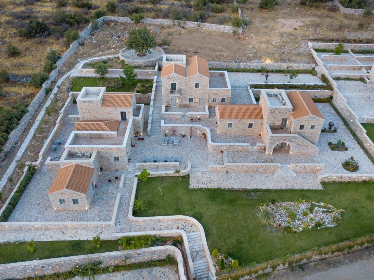 Armantanis Luxury Suites Areopoli Esterno foto