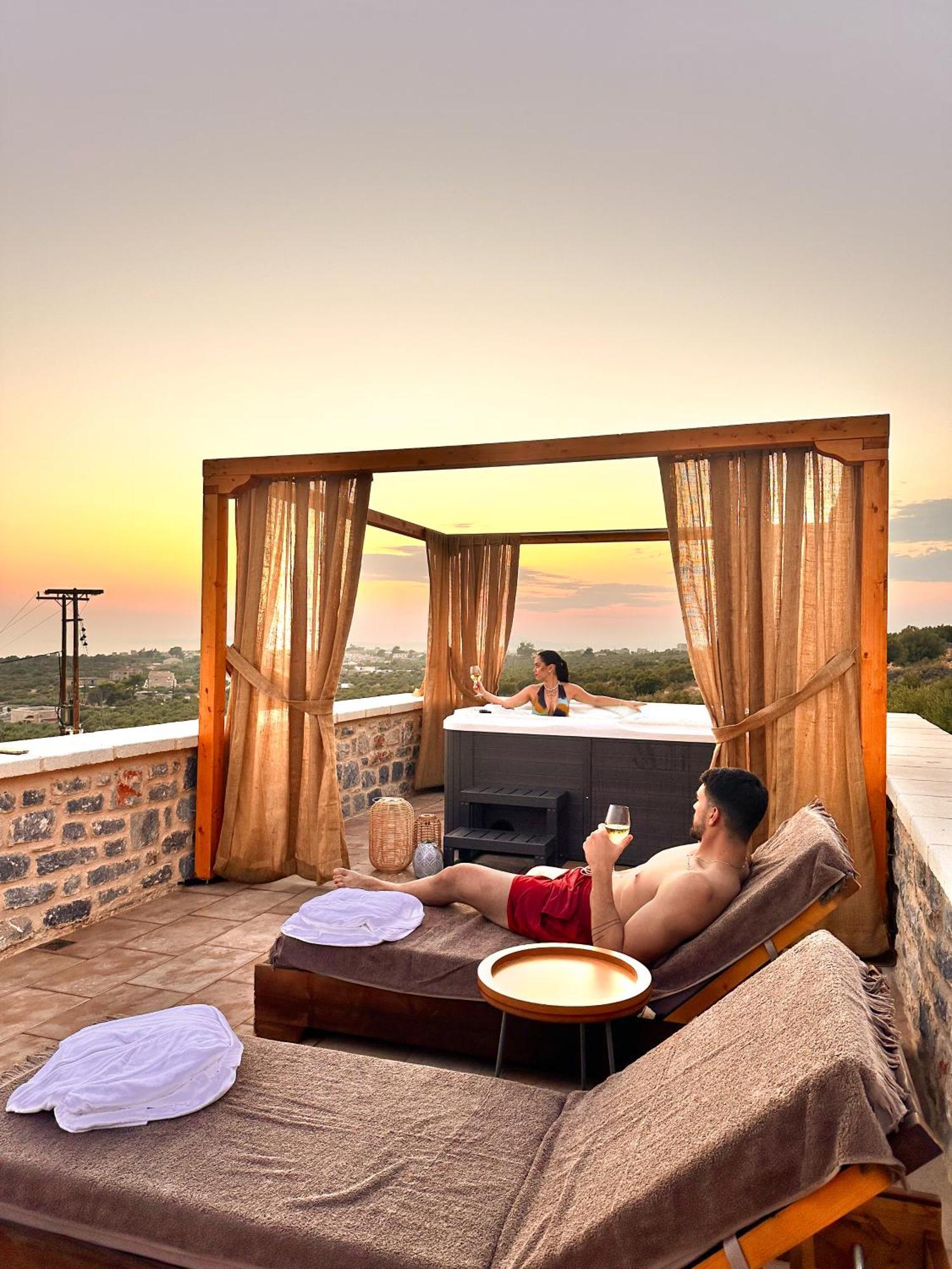 Armantanis Luxury Suites Areopoli Esterno foto